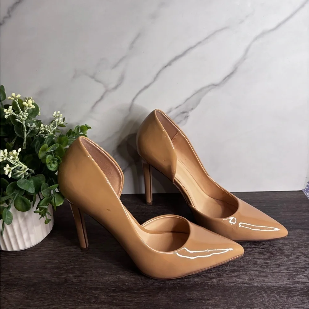 DC Glossy Nude Heels